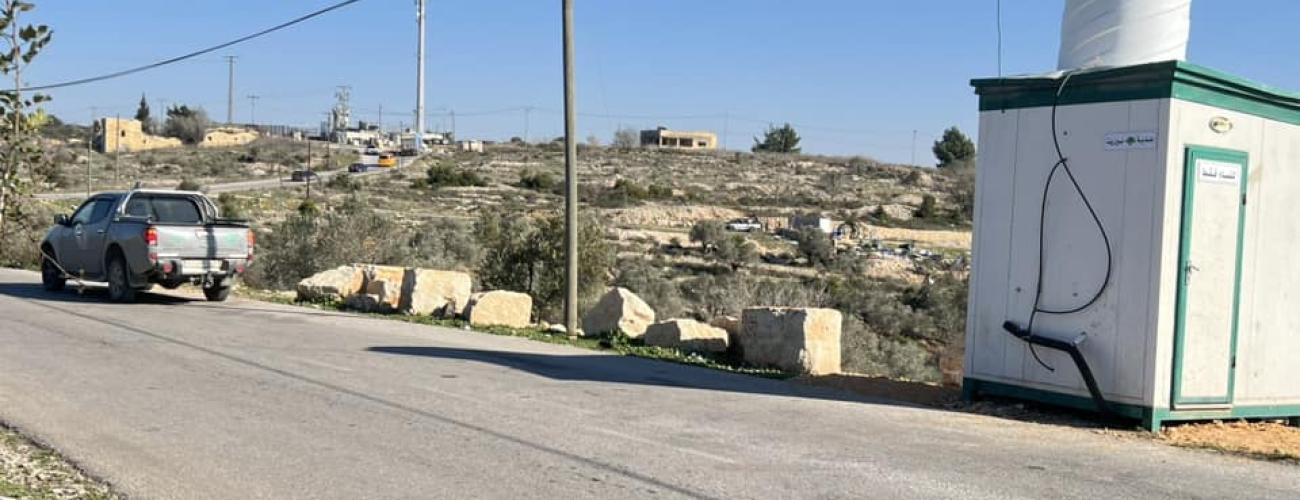 بلدية بيرزيت تشرع بتوفير مرافق صحية 